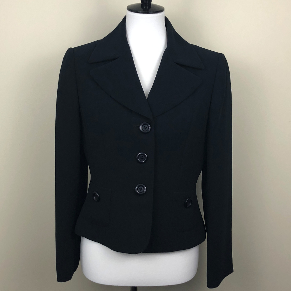 Tahari Blazer